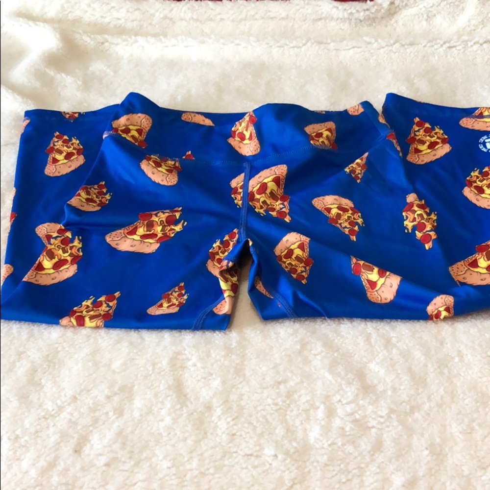 Feed Me Fight Me pizza Capri